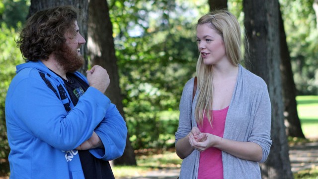 Ronny Brede Aase og Hannah Miriam Kolås. (Foto: Katrine Opdahl, NRK P3)