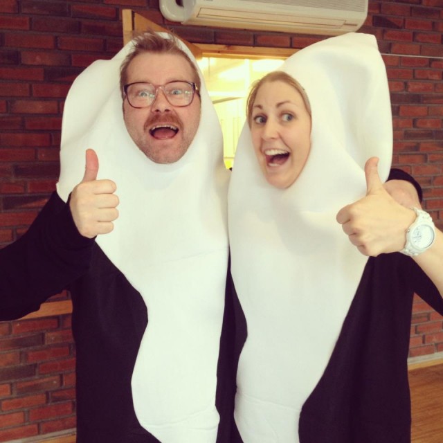 Fridtjov Såheim og Silje, her kledd ut som sæd.